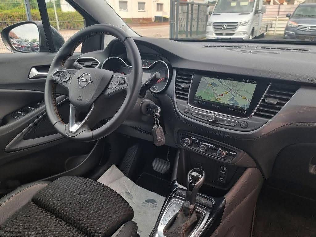 Opel Crossland (X)