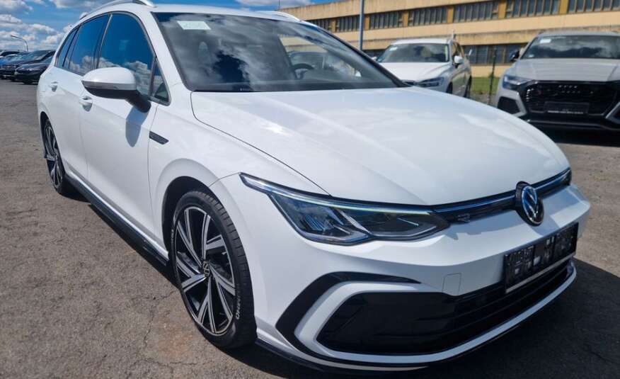 Volkswagen Golf VIII