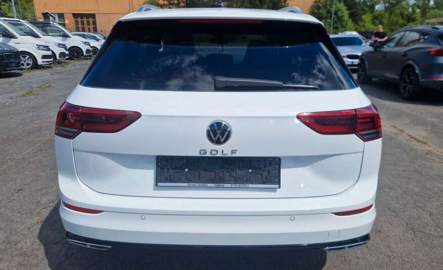 Volkswagen Golf VIII