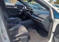 Volkswagen Golf VIII
