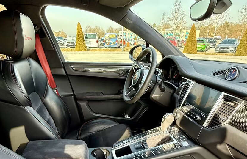 Porsche Macan Turbo