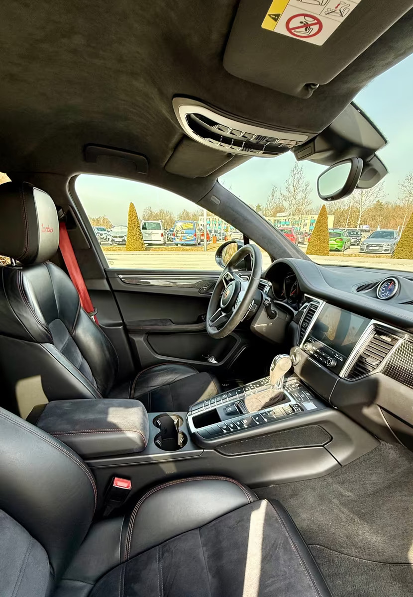 Porsche Macan Turbo