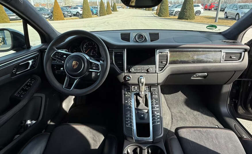 Porsche Macan Turbo