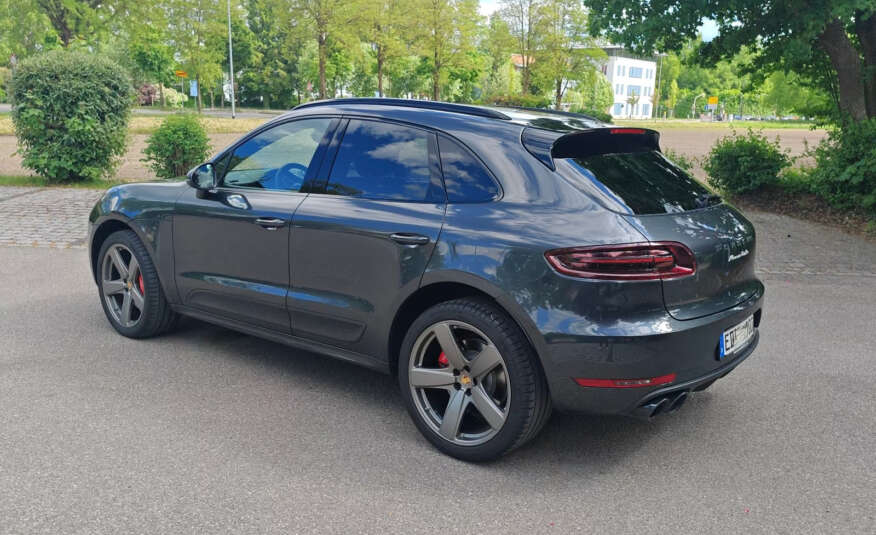 Porsche Macan Turbo