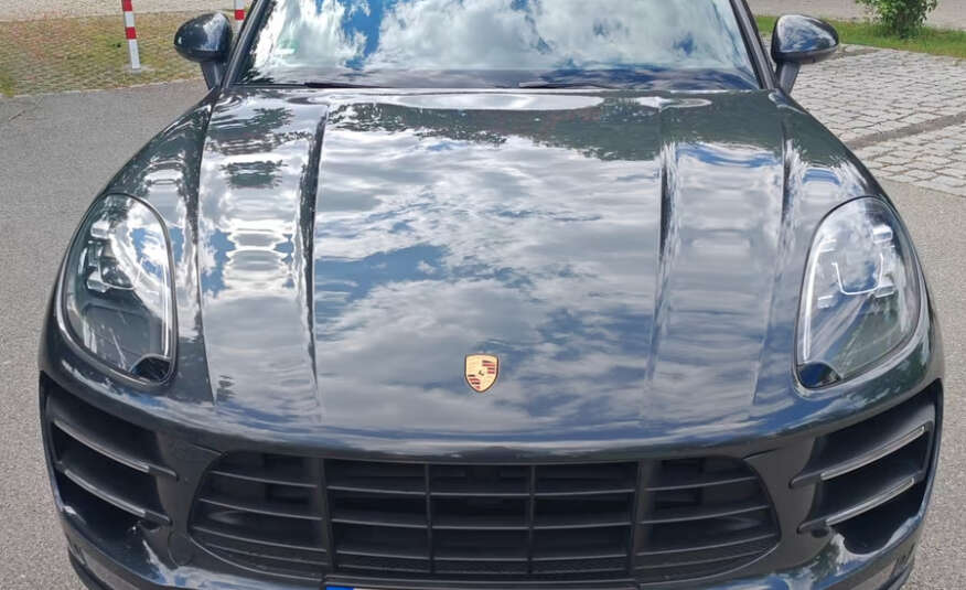 Porsche Macan Turbo