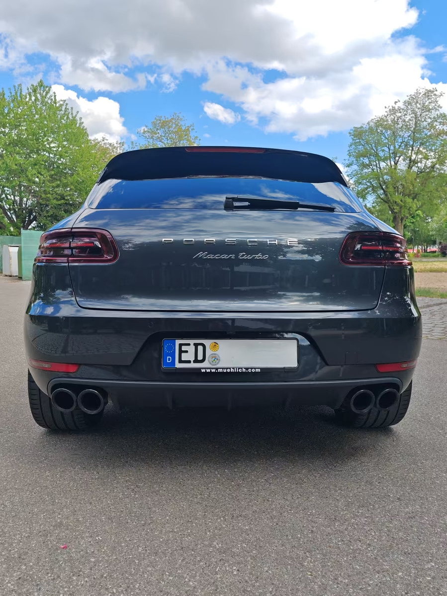 Porsche Macan Turbo