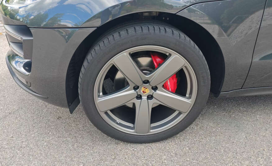 Porsche Macan Turbo